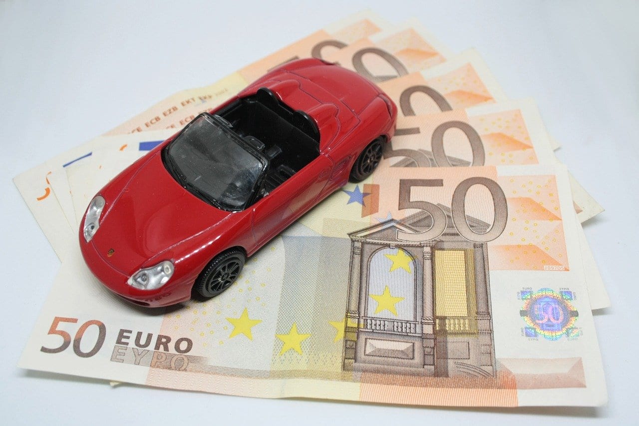 Friezen het voordeligst uit met autoverzekering