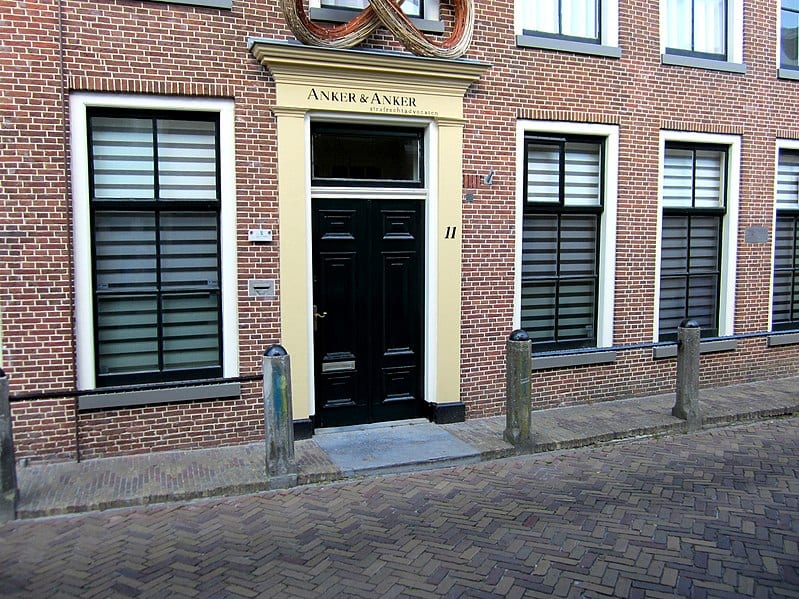 Advocatenbroers Hans en Wim Anker stoppen