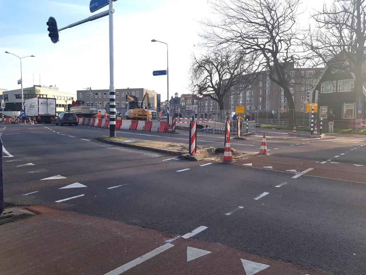 Maandag kan al het verkeer weer over spoorwegovergang Schrans