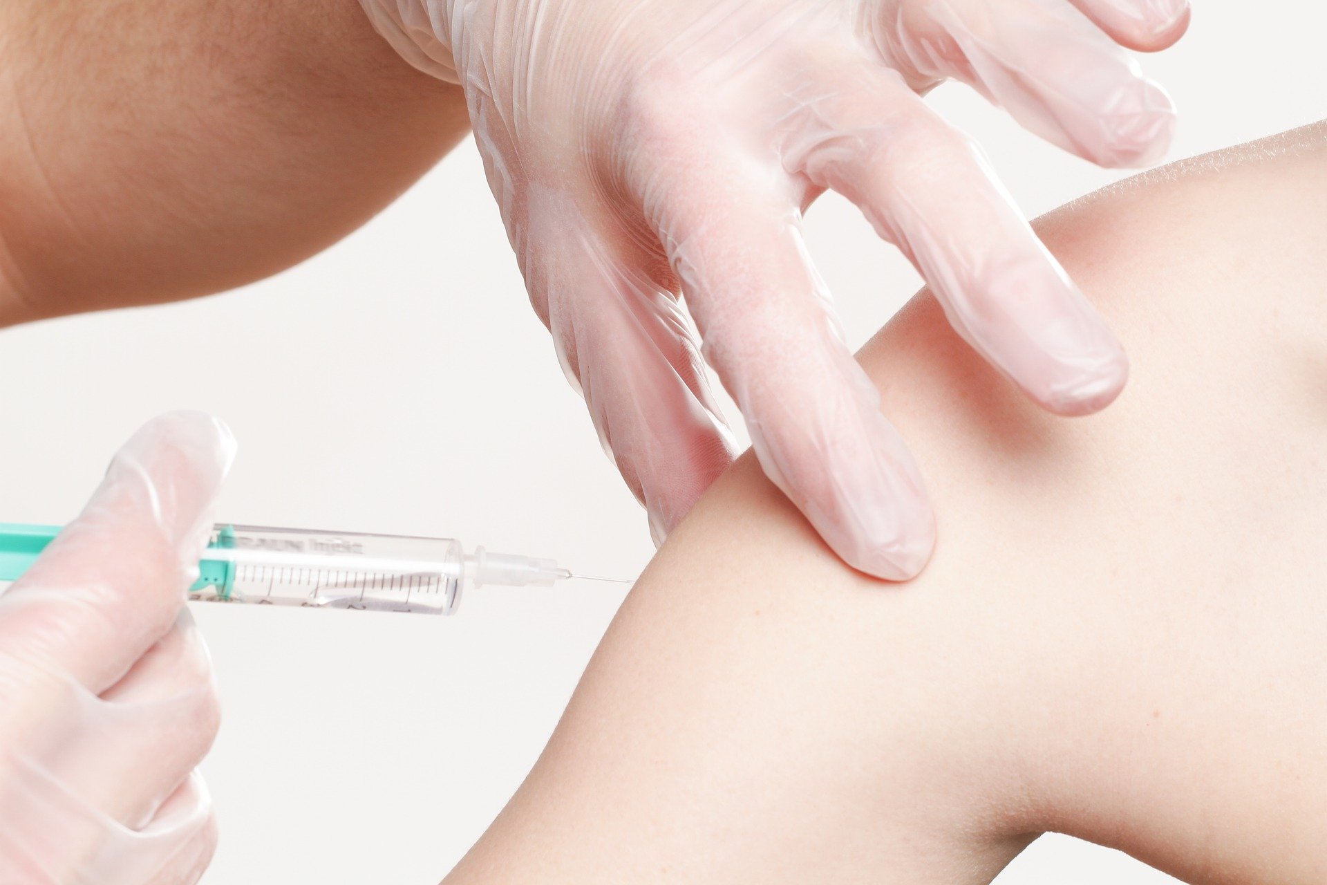 Denemarken stopt met vaccinatie AstraZeneca wegens bijwerkingen