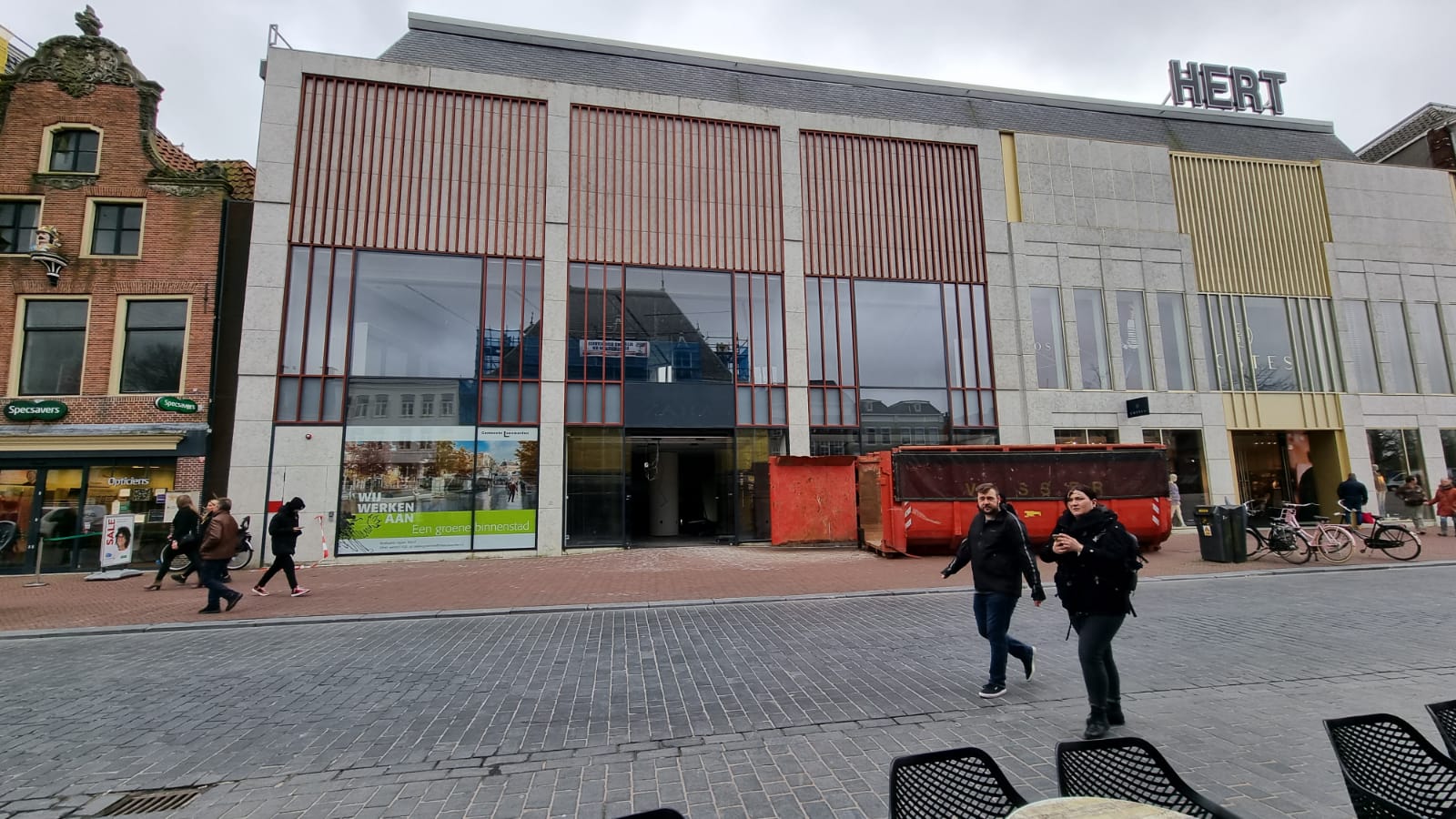 Leeuwarden krijgt nieuwe kledingwinkel Cotton Club in voormalig pand van V&D