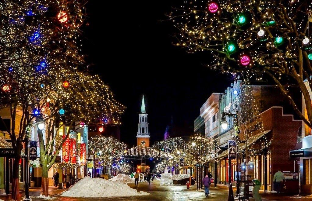 Moeten winkels wel of niet open met Kerst?