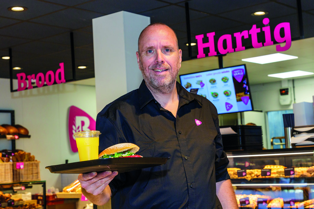 Een extra verdieping, digitale menu- schermen en een blik op het verleden: dít is Bakker Bart 2.0!